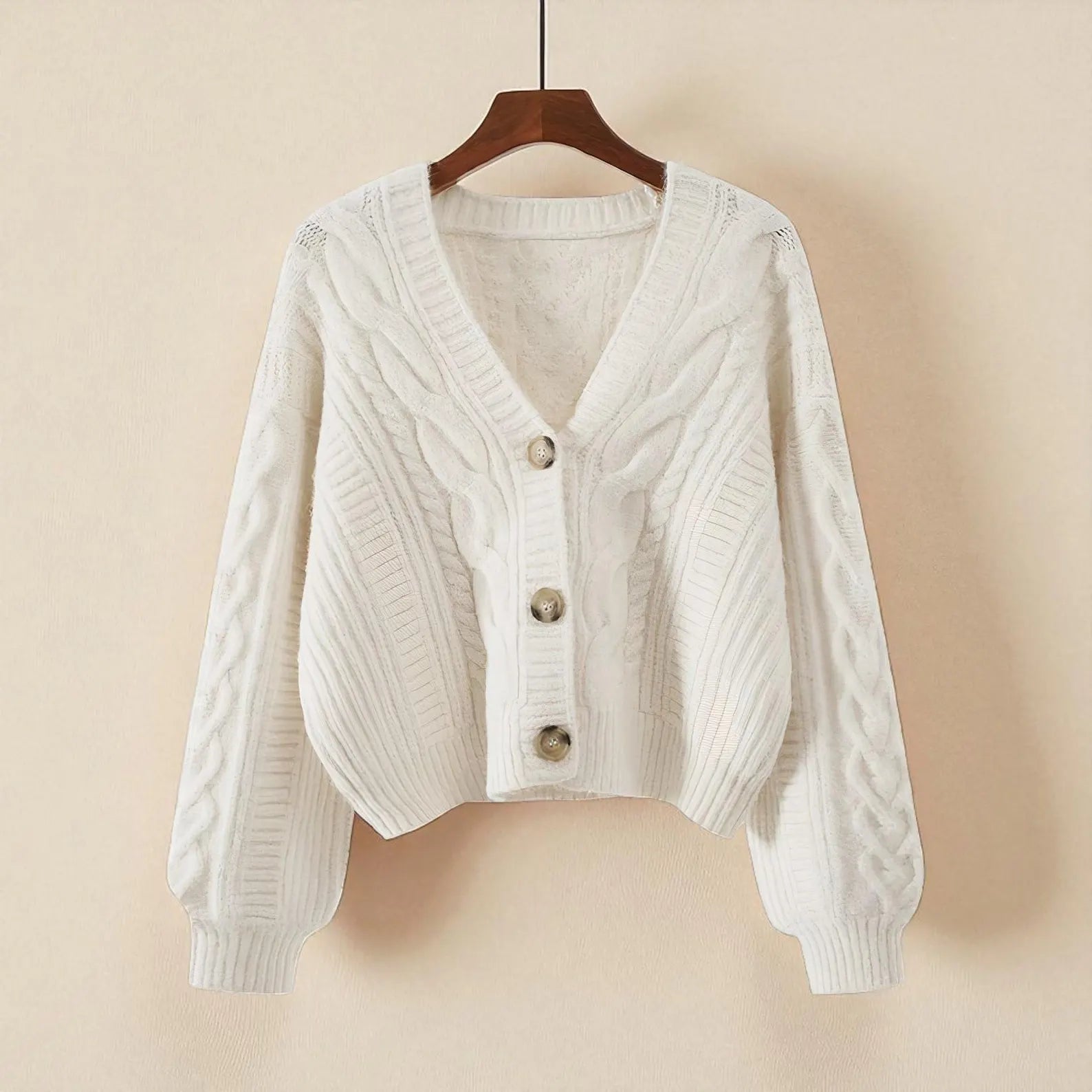 Elisa - Lockere Strickjacke mit Knöpfen